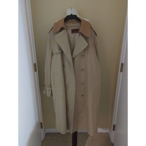 VINTAGE TOWNE/LONDON FOG 44R, Double Breasted Trench Coat With Zip-Out WoolLiner